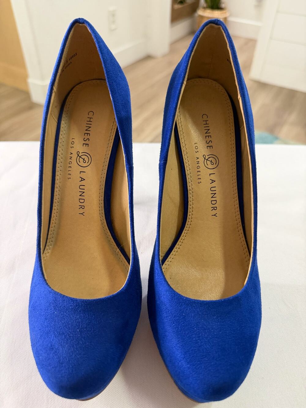 Chinese Laundry Royal Blue Suede Los Angeles Pumps